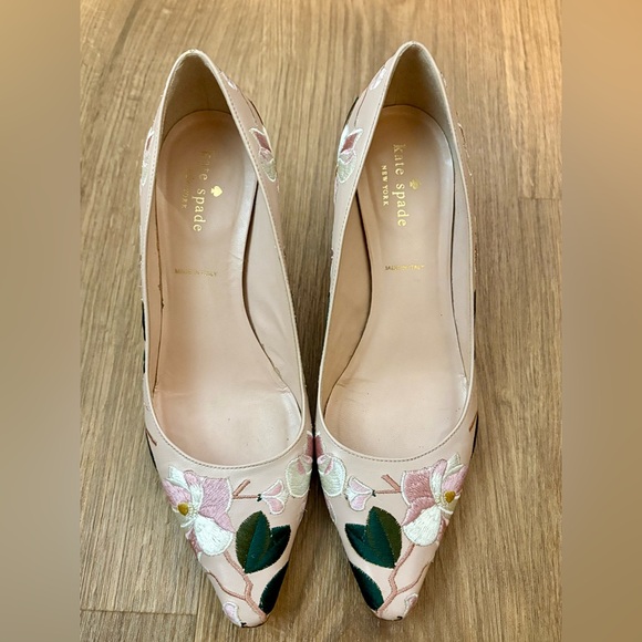 kate spade Shoes - Kate Spade ♠️ Blush Pink Embroidered Floral Pumps